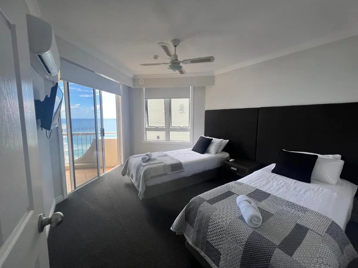 Stunning 2 Bedroom Ocean View Apartment Gold Coast Australia
